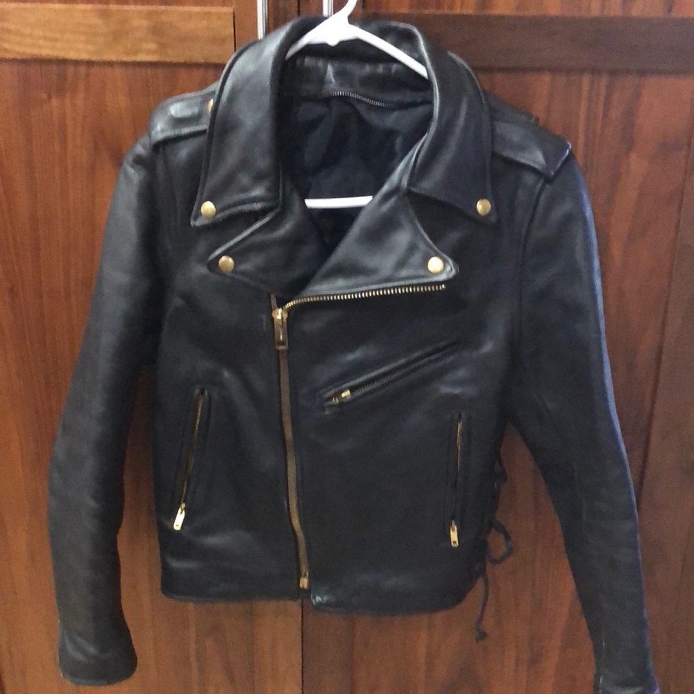 Vintage Ladies heavy leather motorcycle jacket